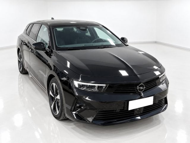 Opel Astra 1.2 Turbo 130 CV AT8 Sports Tourer GS - foto 3 di 4
