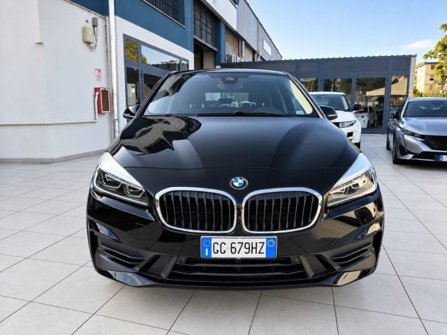 BMW 225 xe Active Tourer iPerformance Business aut. - foto 2 di 4