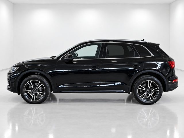 Audi Q5 50 TFSI e Quattro S Tronic Business Tetto Panorama - foto 3 di 4