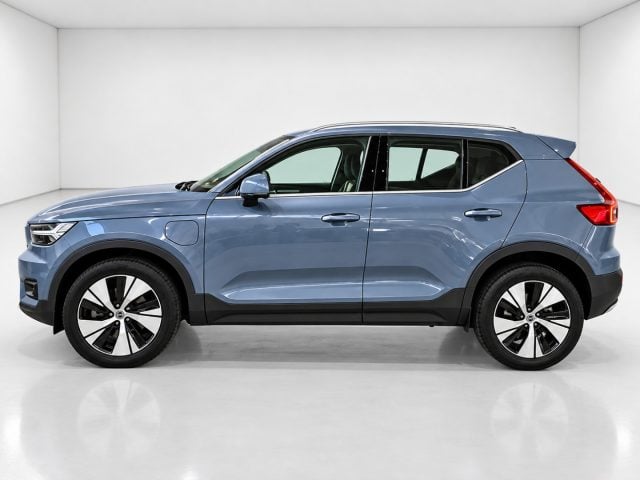 Volvo XC40 T4 Recharge Plug-in Hybrid Inscription Expression - foto 3 di 4