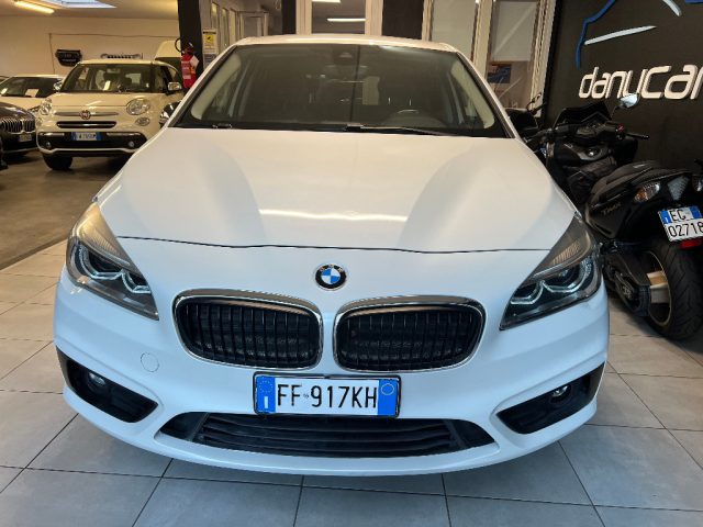 BMW 218 d Active Tourer Sport - foto 2 di 20