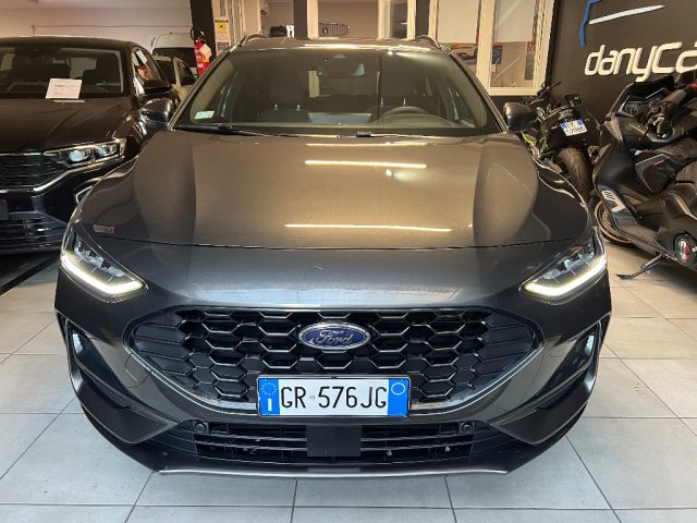 Ford Focus 1.0 EcoBoost Hybrid 125 CV SW ST-Line - foto 3 di 4