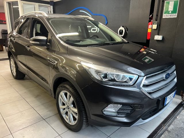 Ford Kuga 1.5 EcoBoost 120 CV S&S 2WD Plus, del 2018, 114.202 km, in vendita a Collegno (TO)