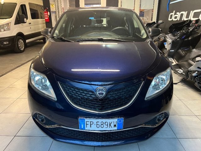 Lancia Ypsilon 1.3 MJT 16V 95 CV 5 porte S&S Gold - foto 2 di 4