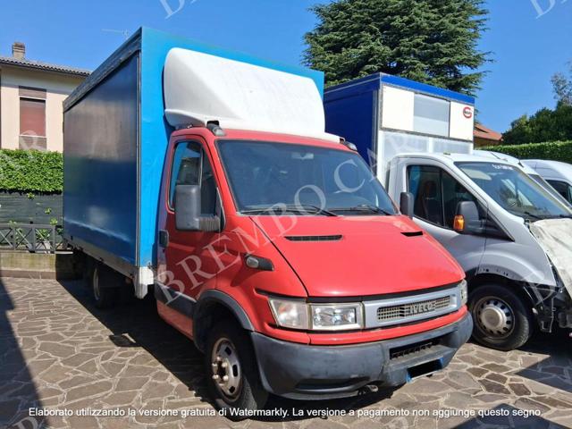 Iveco Daily 35C12 2.3 Hpi TDI PLM-RG Cabinato usato a VALBREMBO