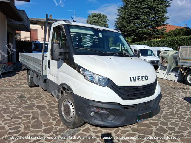 Iveco Daily 35S14 2.3 HPT PLM Cabinato - foto 2 di 4