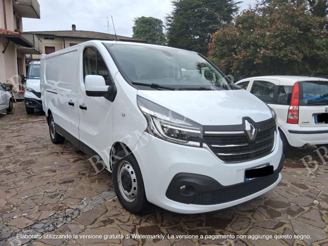 Renault Trafic T29 2.0 dCi 145CV EDC PL-TN Furg. Energy Ice Plus, del 2022, 240.000 km, in vendita a Valbrembo (BG)