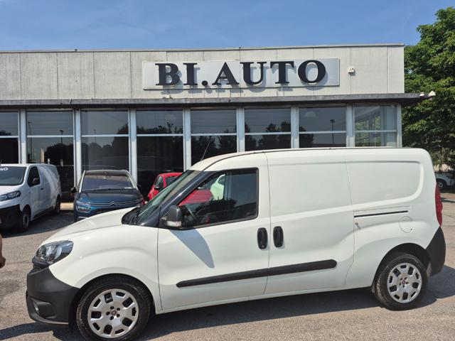 Fiat Doblo Dobl� 1.6 MJT PL-TN Cargo Maxi Doppia porta Lounge usato a CASTEGNATO