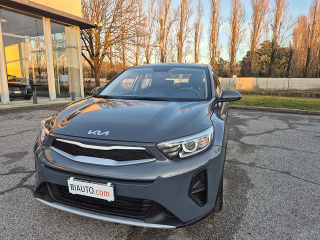 Kia Stonic 1.2 DPI Urban - foto 2 di 4