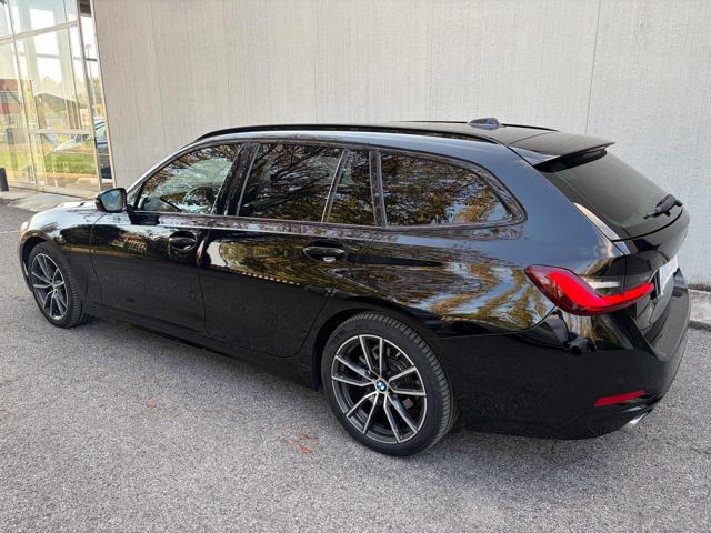 BMW 320 d 48V Touring - foto 3 di 4