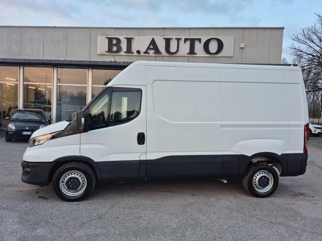 Iveco Daily 35S12V 2.3 HPT PM-TM Furgone usato a CASTEGNATO
