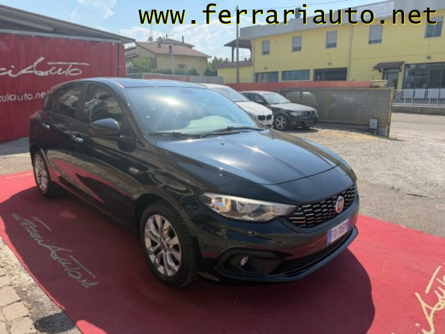 Fiat Tipo 1.4 5 porte Lounge NEOPATENTATI - foto 2 di 4