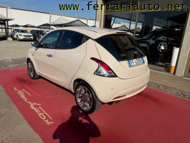Lancia Ypsilon 1.2 69 CV 5 porte Platinum FULL OPTIONAL NEOPATENT - foto 4 di 4