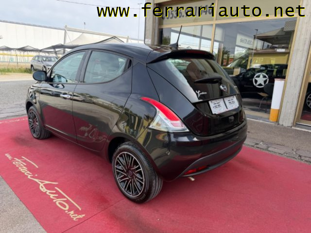 Lancia Ypsilon 1.0 FireFly 5 porte S&S Hybrid Gold NEOPATENTATI - foto 4 di 4