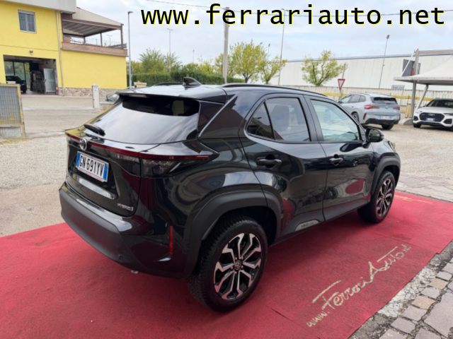 Toyota Yaris Cross 1.5 Hybrid 5p. E-CVT Lounge NEOPATENTATI - foto 3 di 4