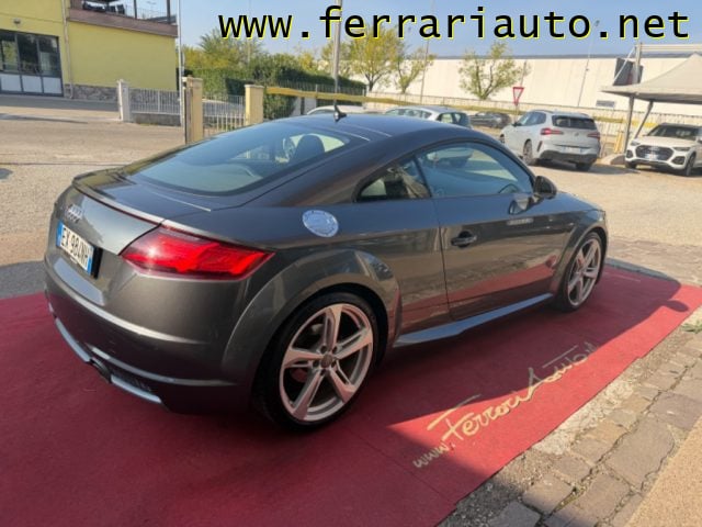 Audi TT Coupé 2.0 TDI ultra S line - foto 3 di 4