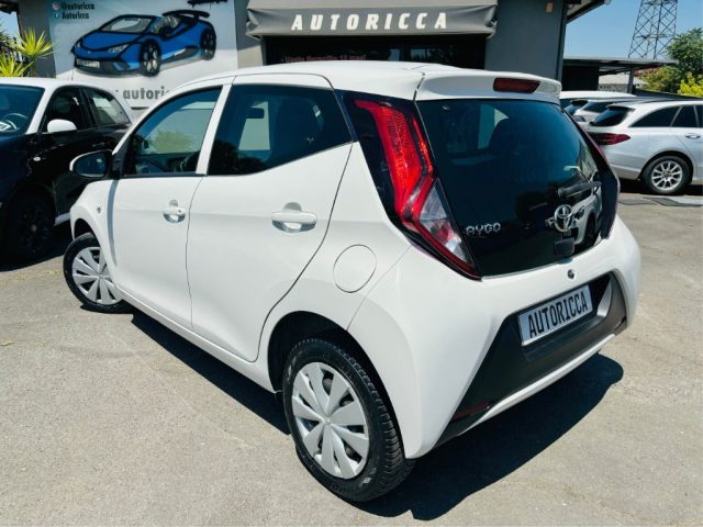 Toyota Aygo Connect 1.0 72 CV 5 porte *UNICO PROPRIETARIO* - foto 4 di 4