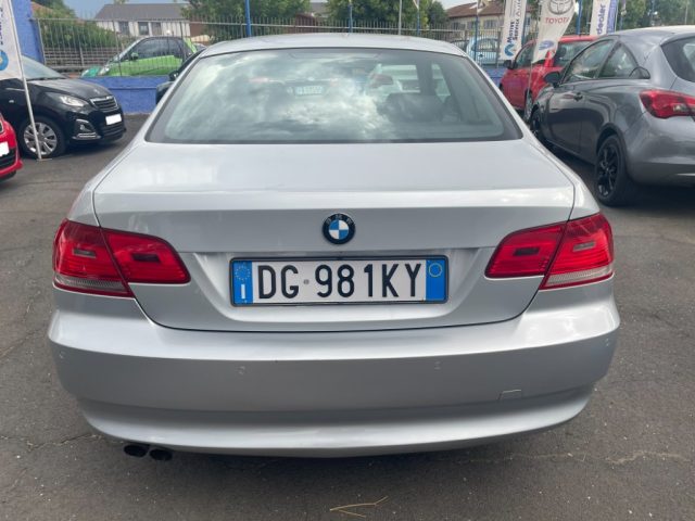 BMW 325 i Coupé E92 2.5 218CV - foto 4 di 4