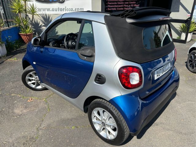 smart forTwo CABRIO 1.0 70CV Passion *TUTTI TAGLIANDI MERCEDES* usato a ROMA