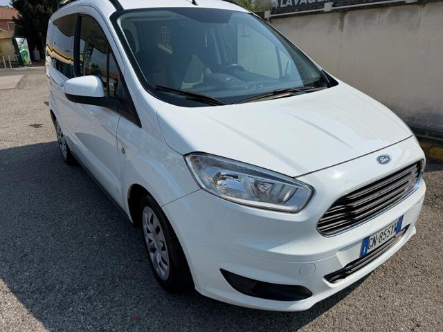 Ford Tourneo Courier 1.0 EcoBoost 100 CV Plus - foto 2 di 4