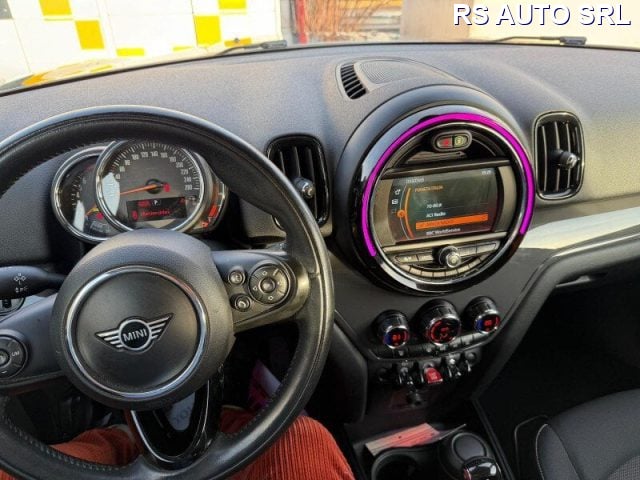 MINI Countryman Mini 1.5 One Business Countryman Automatica - foto 3 di 4