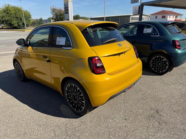 Fiat 500 Berlina Hybrid Icon - foto 4 di 4