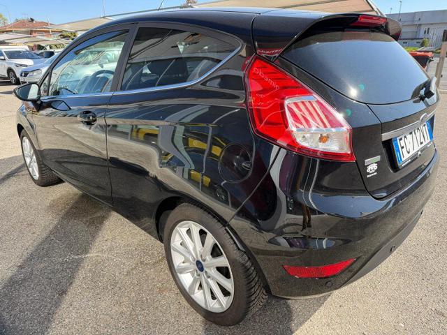 Ford Fiesta 1.0 EcoBoost 100CV 3 porte Titanium - foto 3 di 4