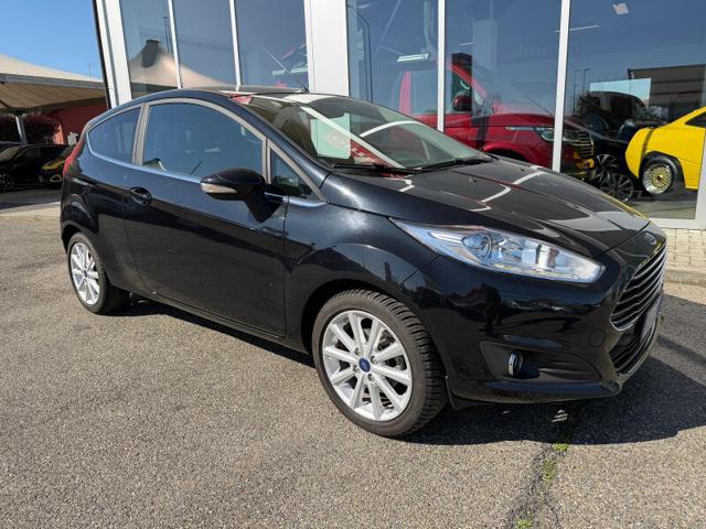 Ford Fiesta 1.0 EcoBoost 100CV 3 porte Titanium - foto 2 di 4