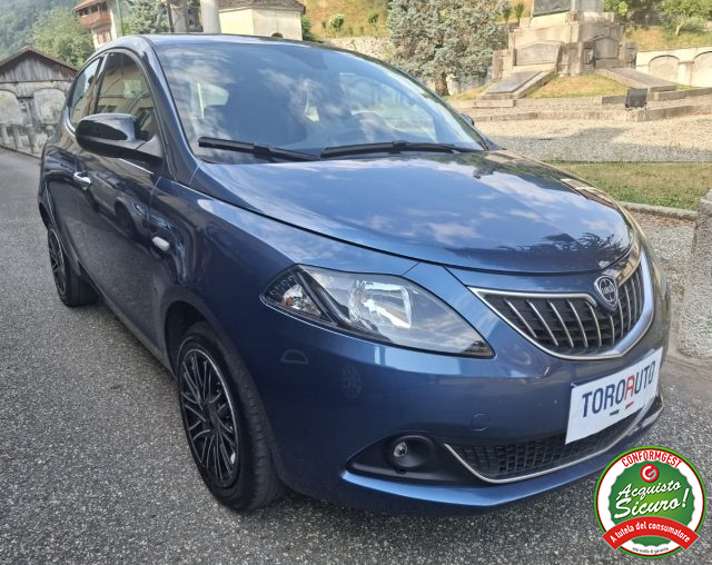 Lancia Ypsilon 1.0 FireFly 5 porte S&S Hybrid Gold UN.PROP. usato a VARALLO