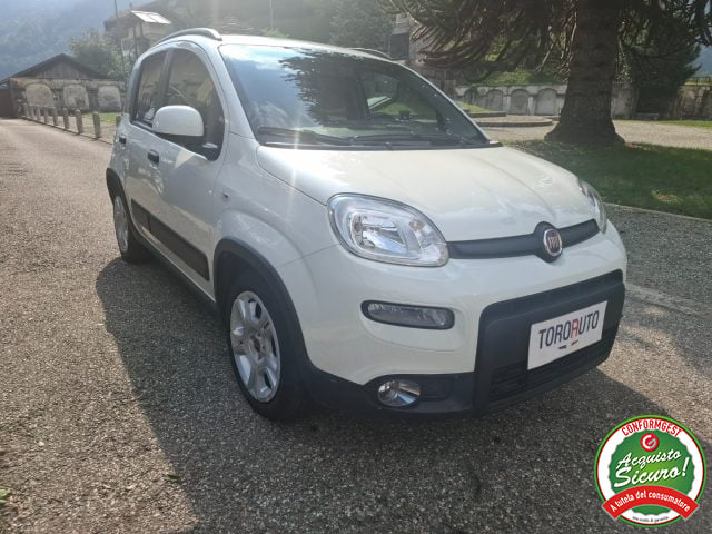 Fiat Panda 1.0 FireFly S&S Hybrid City Life UN. PROP., del 2023, 31.277 km, in vendita a Varallo (VC)