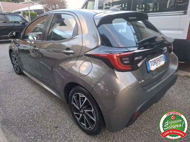 Toyota Yaris 1.5 Hybrid 5 porte Trend UN.PROP. - foto 4 di 4
