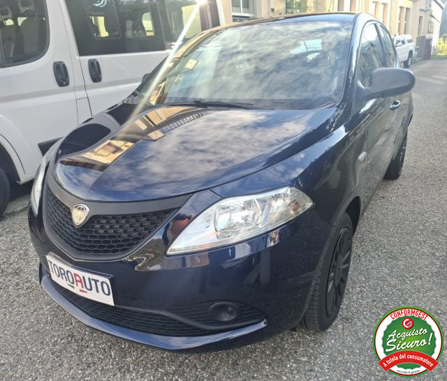 Lancia Ypsilon 1.2 69 CV 5 porte GPL UN.PROP.Ecochic Elef. Blu - foto 3 di 4