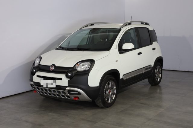 Fiat Panda 1.0 FireFly S&S Hybrid Cross - foto 3 di 4