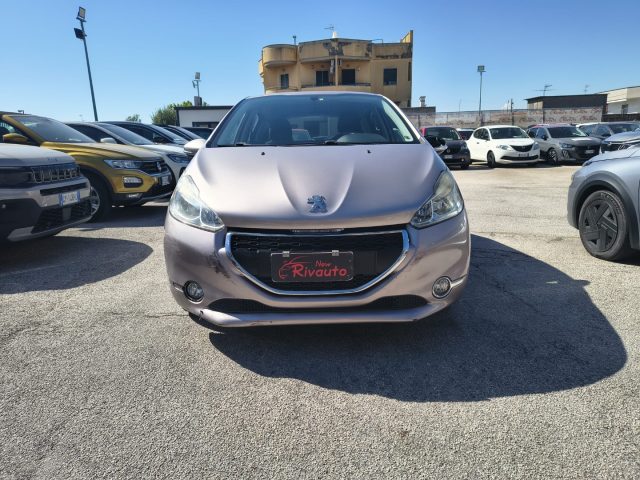 Peugeot 208 1.4 8V HDi 68CV 5p. Allure usato a VOLLA