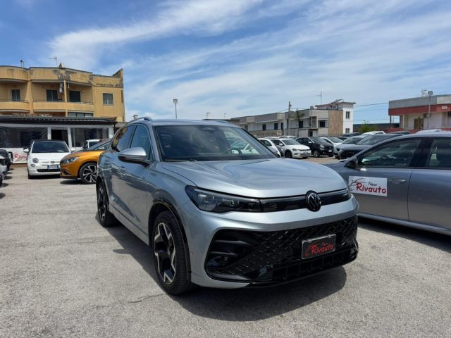 Volkswagen Tiguan 2.0 TDI 150 CV DSG R-Line - foto 3 di 4