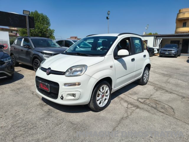 Fiat Panda 0.9 TwinAir Turbo Natural Power Lounge - foto 2 di 4