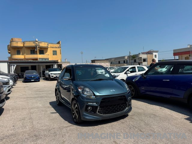 Ligier JS 50 L DCI Revolution Elegance Ice - foto 2 di 4