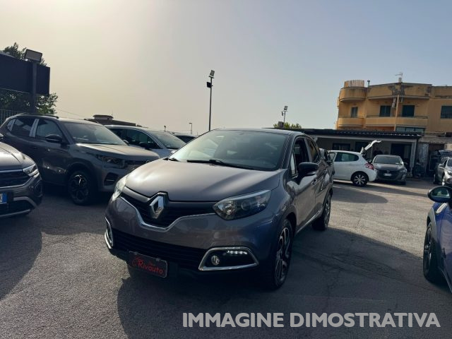 Renault Captur 1.5 dCi 8V 90 CV Start&Stop Energy R-Link - foto 2 di 4