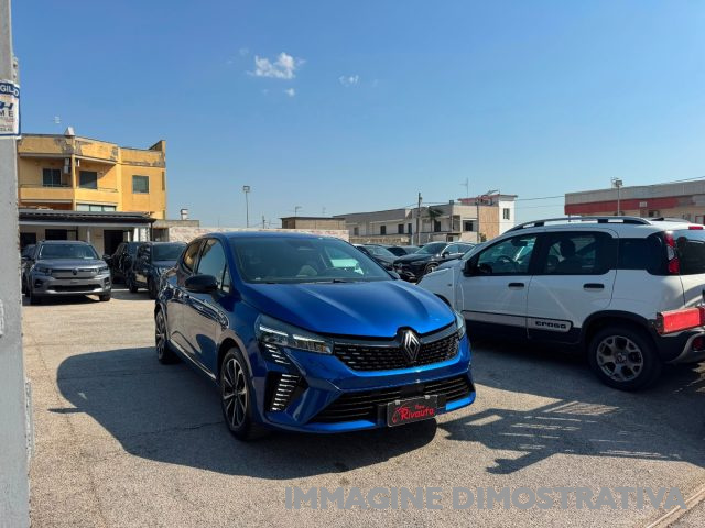Renault Clio TCe 90 CV 5 porte Techno - foto 3 di 4