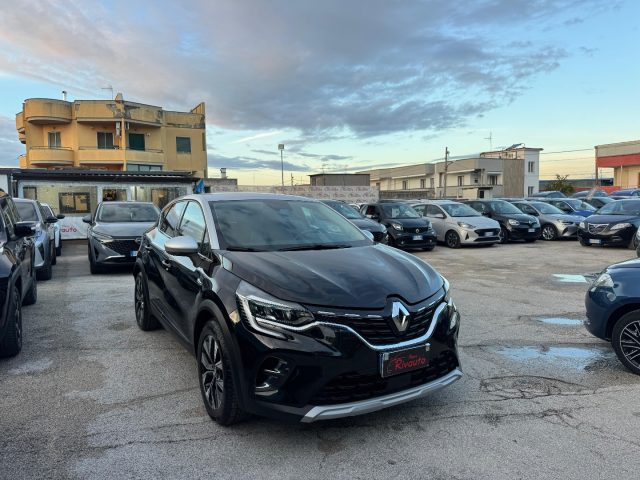 Renault Captur TCe 90 CV Techno Tetto Grigio - foto 2 di 4