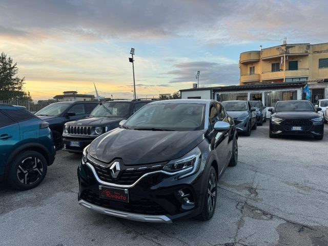 Renault Captur TCe 90 CV Techno Tetto Grigio - foto 3 di 4