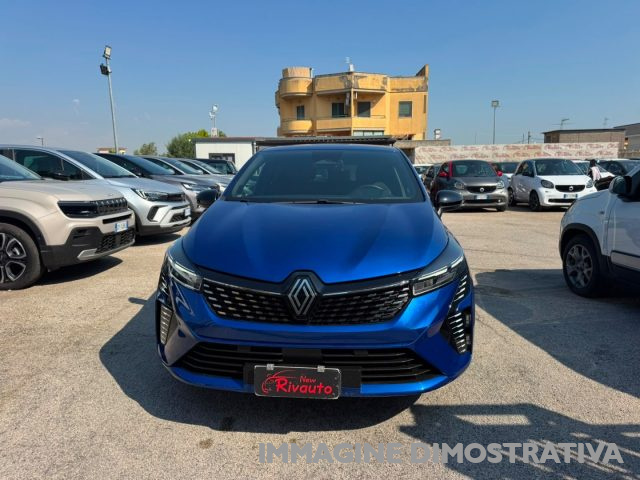 Renault Clio TCe 90 CV 5 porte Techno - foto 4 di 4