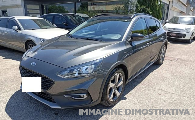 Ford Focus 1.5 EcoBlue 120 CV 5p. ST-Line - foto 2 di 4
