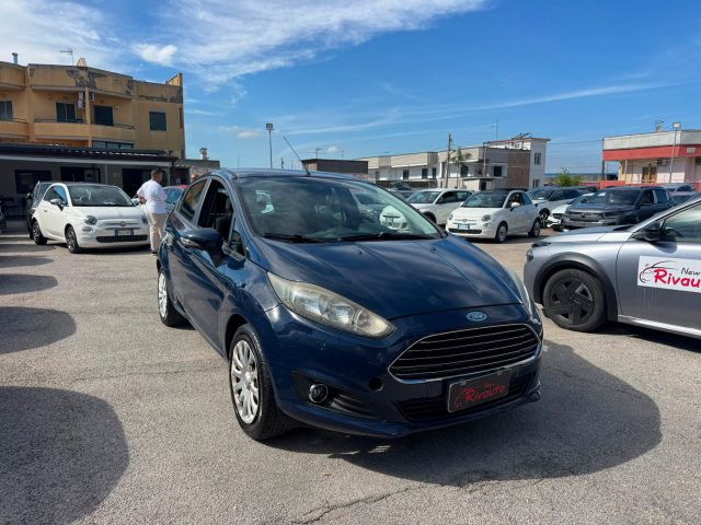 Ford Fiesta 1.2 60CV Gpl 5 porte Titanium - foto 3 di 4