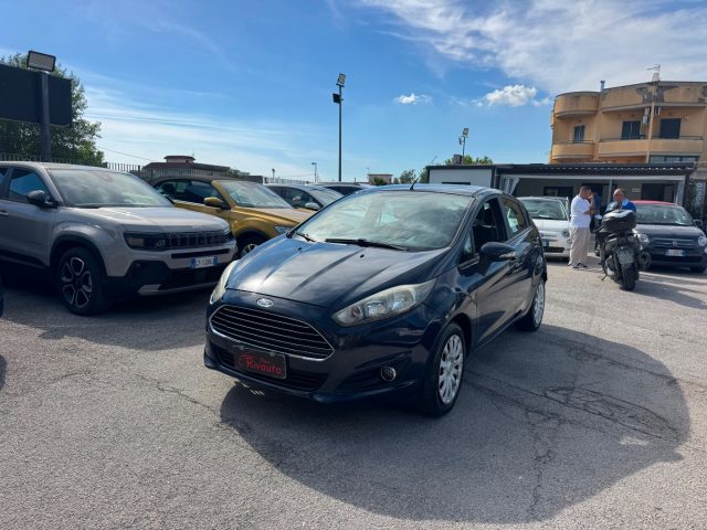 Ford Fiesta 1.2 60CV Gpl 5 porte Titanium - foto 4 di 4