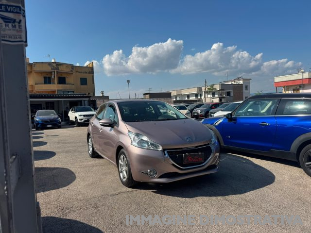 Peugeot 208 1.4 8V HDi 68CV 5p. Allure - foto 4 di 4