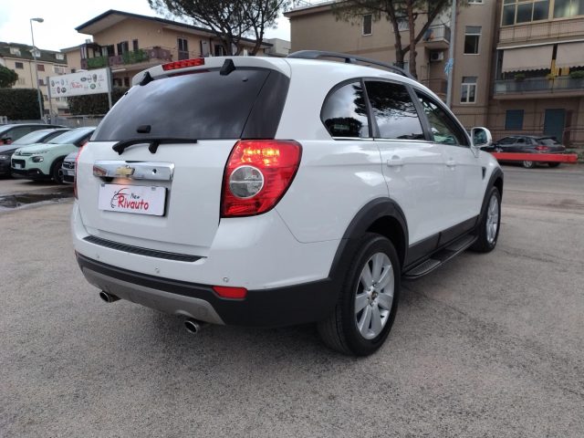 Chevrolet Captiva 2.0 VCDi 150 cv LTZ 4X4 7 POSTI - foto 4 di 4