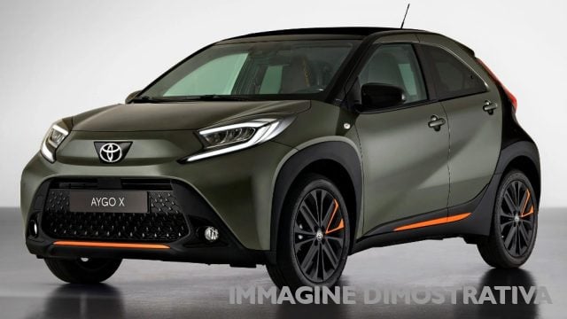 Toyota Aygo X 1.5 Hybrid 115 CV 5 porte nuovo a VOLLA