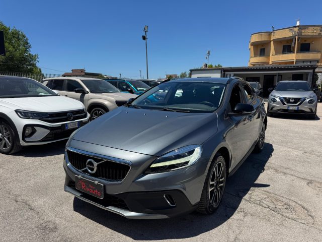 Volvo V40 Cross Country D2 Style Plus - foto 2 di 4
