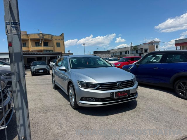 Volkswagen Passat Variant 2.0 TDI 150 Cv DSG Executive BlueMotion Tech. - foto 4 di 4